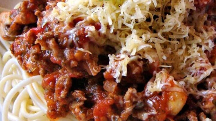 Simple Spaghetti Bolognese, an easy dinner using fresh ingredients and full of flavor, with a homemade tomato sauce