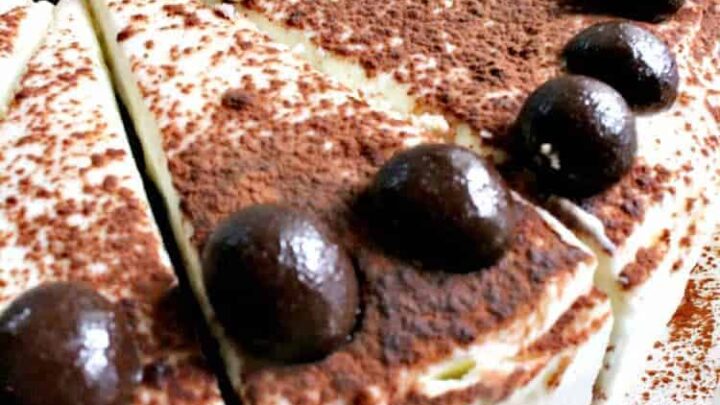 Chocolate Latte Cake 7 Chocolate Latte Cake. A soft and moist cake with the flavors of a latte coffee and a hit of chocolate for good measure! Nice and easy recipe too!