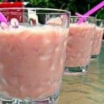 Creamy Strawberry and White Chocolate Smoothie. Quick and Easy to make and taste just like milkshake but without the cream or ice cream! | Lovefoodies.com