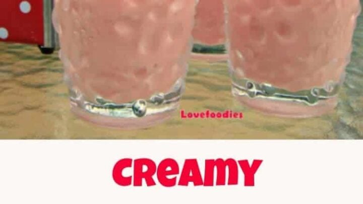 Creamy Strawberry and White Chocolate Smoothie 1