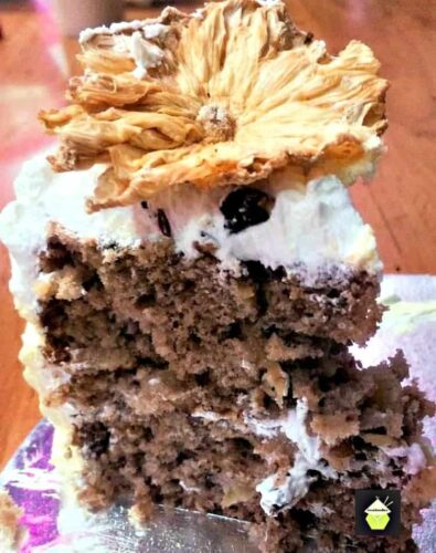 Delicious Hummingbird Cake