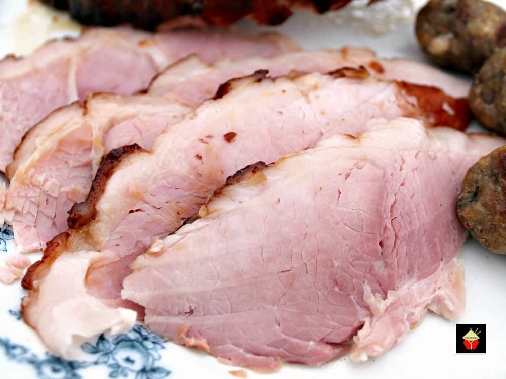 Honey Glazed Ham. Super easy recipe and guaranteed to be packed full of flavour and very moist. Perfect served warm or cold, or both!