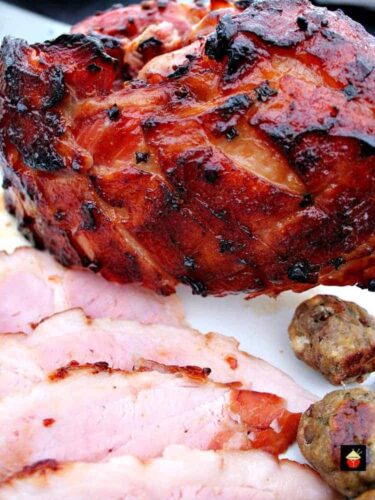 Honey Glazed Ham. Super easy recipe and guaranteed to be packed full of flavour and very moist. Perfect served warm or cold, or both!