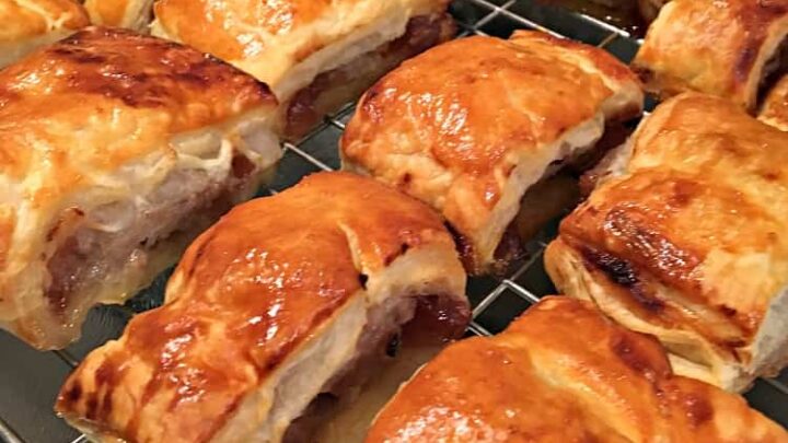 Sausage and Red Onion Chutney Puffs1