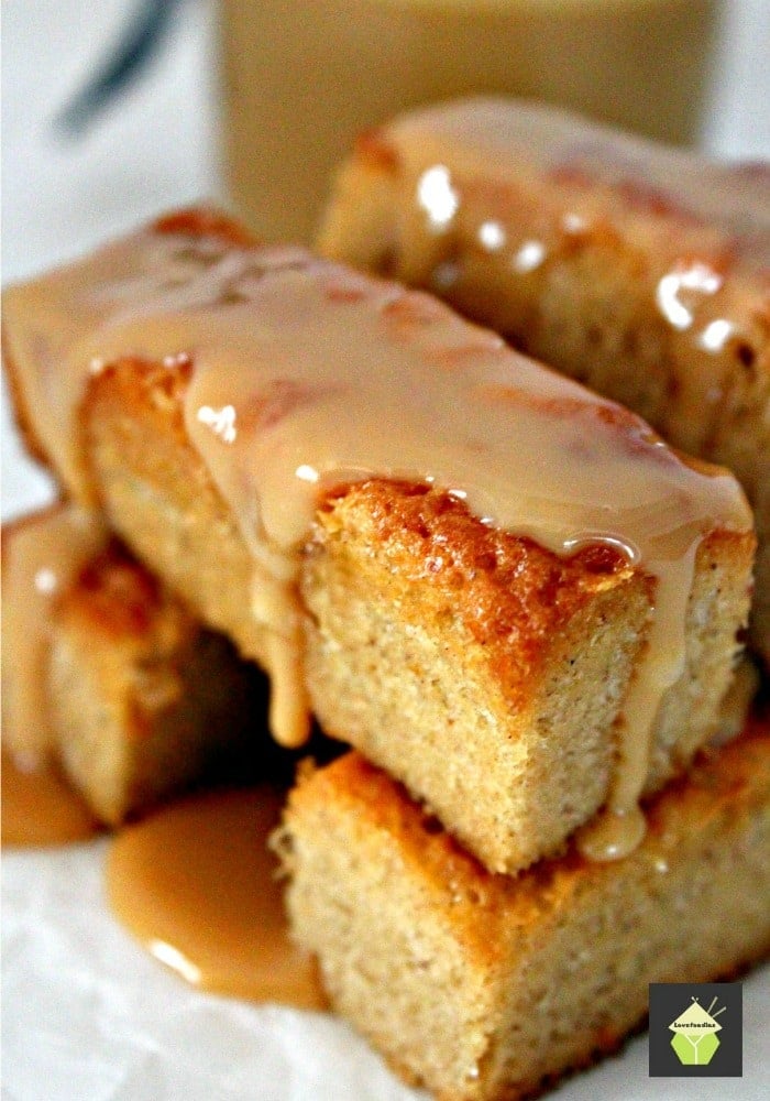Mini Caramel Cinnamon Spiced Cakes Soft and moist and oh so delicious!