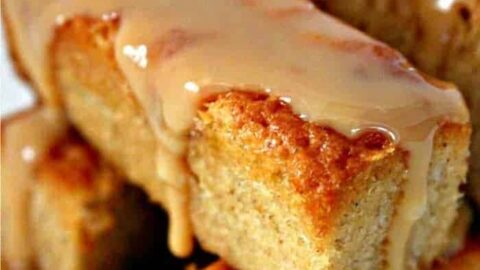 Mini Caramel Cakes