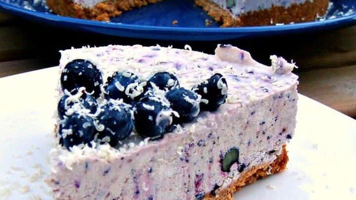 Blueberry and White Chocolate Cheesecake1