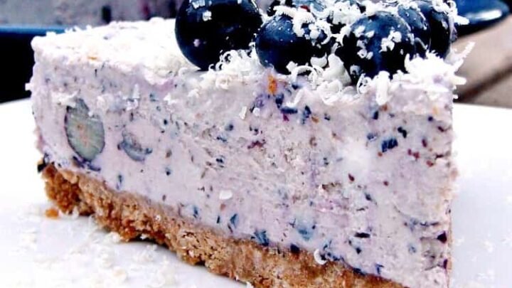 Blueberry and White Chocolate Cheesecake6