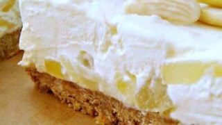 Creamy Pineapple Cheesecake