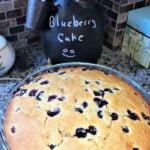 Easy Blueberry Cake. A very easy recipe loaded with blueberries and perfect with a cup of tea!