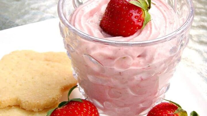 Fluffy Strawberry Mousse8