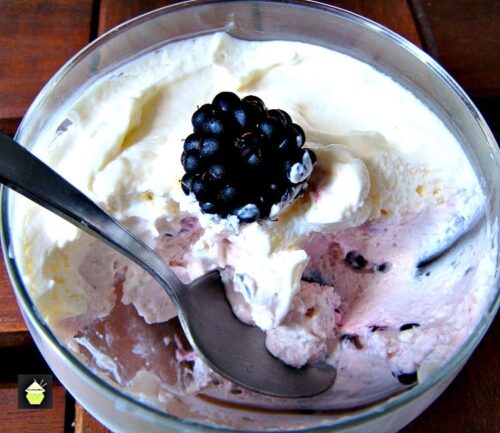 5 Minute Creamy Blackberry and White Chocolate Fool. Incredibly easy recipe and great for serving after a BBQ or when you have a crowd. You can make 1 or 100 portions. It's very versatile to suit.