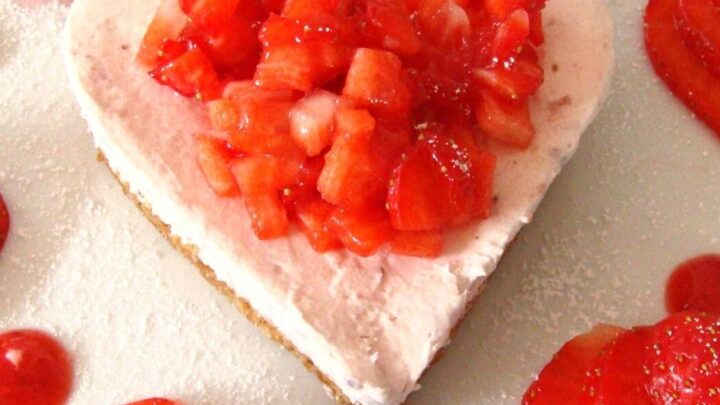 Strawberries and Cream Cheesecake HeartsH