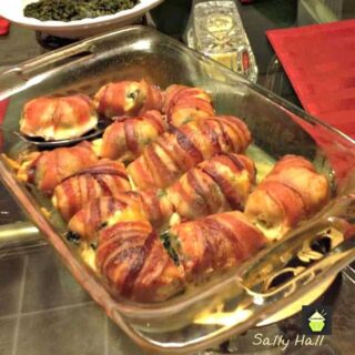 Easy Chicken, Spinach & Cheese Roll Ups. Come and see what's inside these!