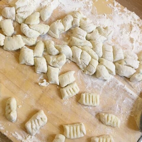 How To Make Easy Gnocchi How To Make Easy Gnocchi - Versatile, budget and freezer friendly, uses left over potatoes and YOU choose what flavors you like, Really delicious!