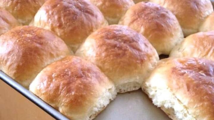 Simones Soft Bread Rolls 1