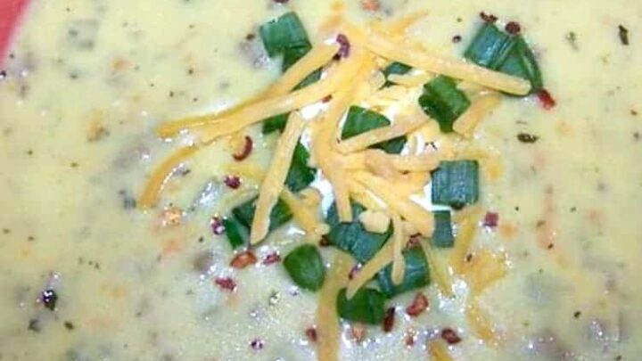 Cheesy Burger Soup2