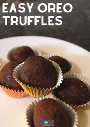 Easy Oreo Truffles, very quick and easy no-bake simple recipe, chocolate truffle balls, made using oreo cookies and cream cheese. Great for parties and the holidays.