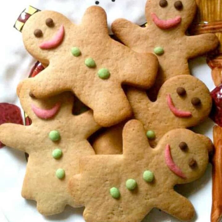 Gingerbread Cookies Gingerman or even Gingerlady Cookies! Very cute and fun to make, have fun decorating these!