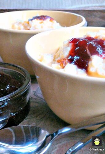 Easy Rice Pudding - An easy recipe and oh so good! Delicious served warm from the oven with a sprinkle of nutmeg or a blob of jam too!