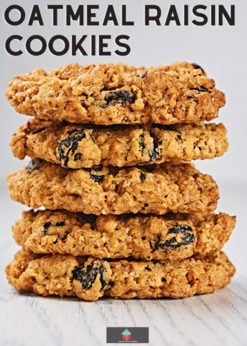 Oatmeal Raisin Cookies. Soft and chewy oatmeal raisin cookies, a simple cookie recipe using pantry ingredients to give you the best ever cookies!
