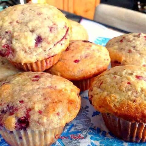 Cranberry Lemon Muffins Cranberry Lemon Muffins...... Incredibly easy recipe and of course very tasty!