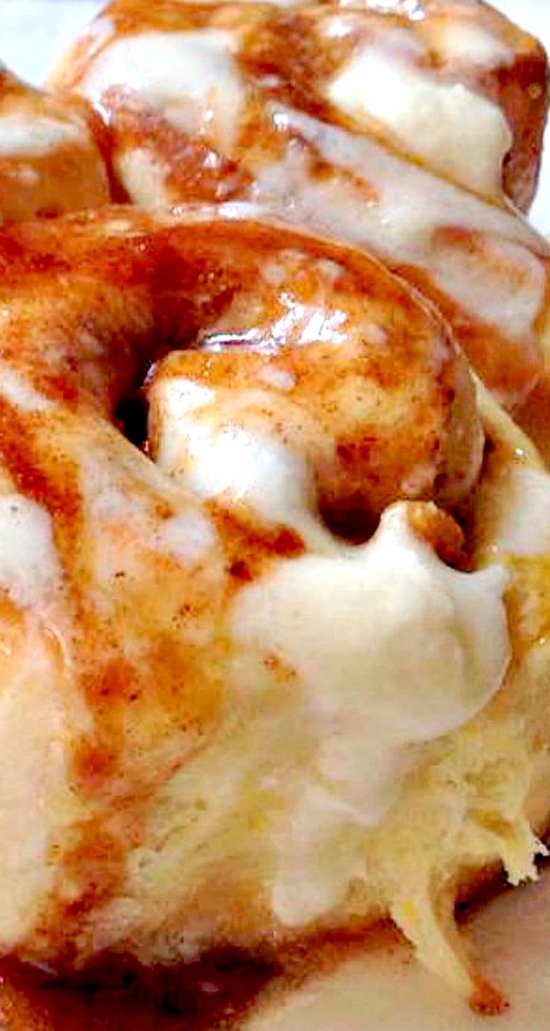 Easy Cinnamon Rolls Lovefoodies