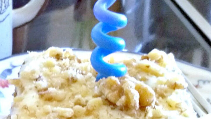 Pineapple and Walnut CakeH