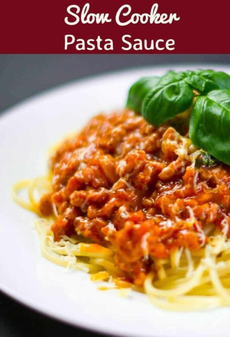 Slow Cooker Pasta Sauce Slow Cooker Pasta Sauce?with fresh herbs, tomatoes and Italian Sausage. Delicious homemade goodness and freezer friendly too!