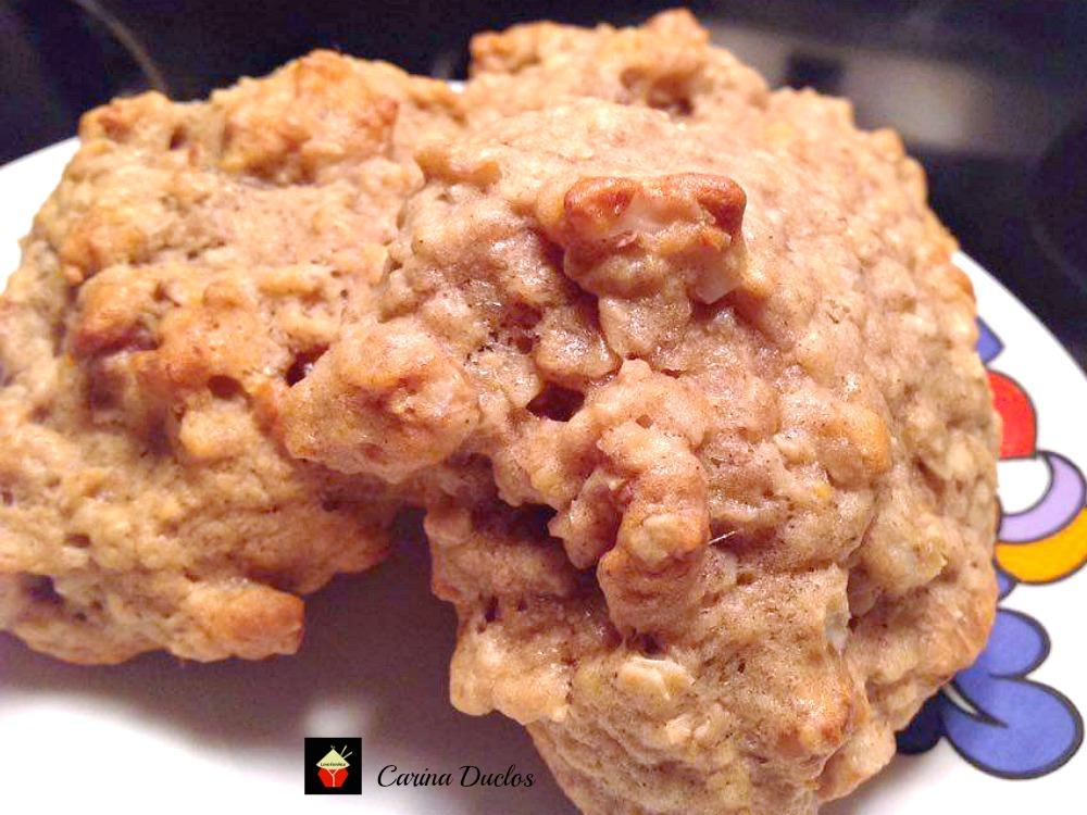 Banana Bread Cookies. Yep... banana bread in a cookie! Easy and flexible recipe. Great for snacks, breakfast, lunch boxes or anytime! | Lovefoodies.com