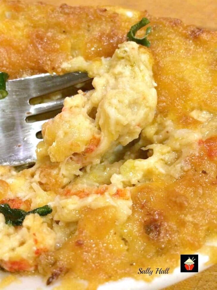 Cajun Crabmeat Au Gratin 6 Cajun Crabmeat Au Gratin. A truly delicious recipe full of fantastic flavors. Options to add shrimp or crawfish too! Delicious served as an appetizer or main meal. | Lovefoodies.com