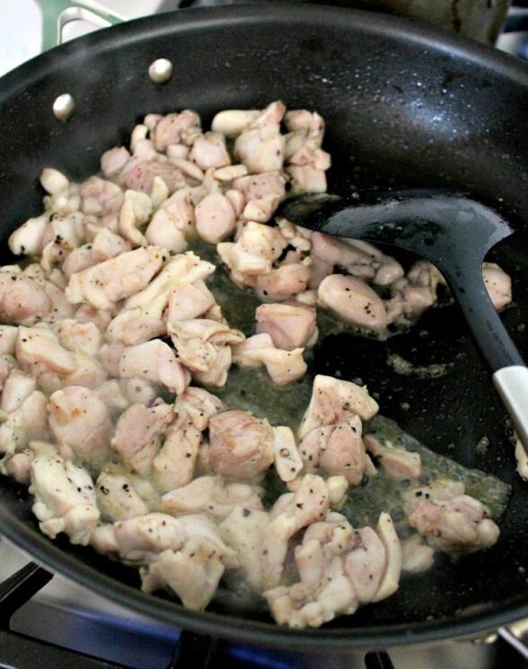 Chicken A La King, creamy chicken in a delicious sauce