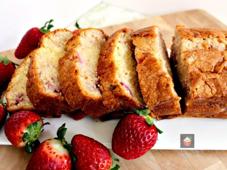Strawberry Pound Cake. A delicious recipe bursting with fresh strawberries. Soft, moist and perfect with a morning coffee or to take to friends! Strawberry Pound Cake. A delicious recipe bursting with fresh strawberries. Soft, moist and perfect with a morning coffee or to take to friends! | Lovefoodies.com