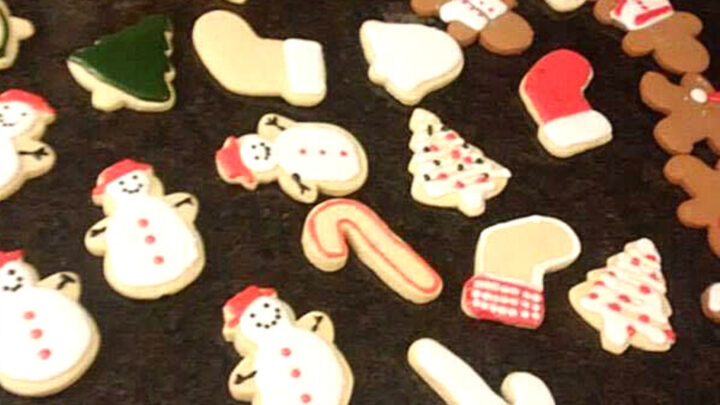Christmas Cookies with Sugar IcingH