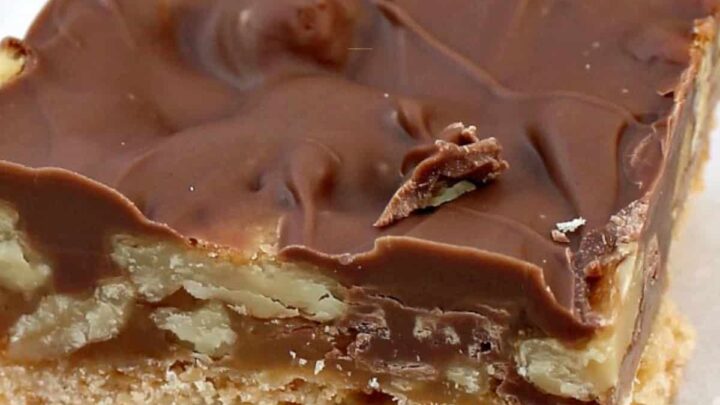 Chocolate Caramel Pecan Bars. These are so addictive! Easy to make and always popular! Flexible so you can use your favorite chocolate, like milk, dark, white and also use whatever nuts you love!