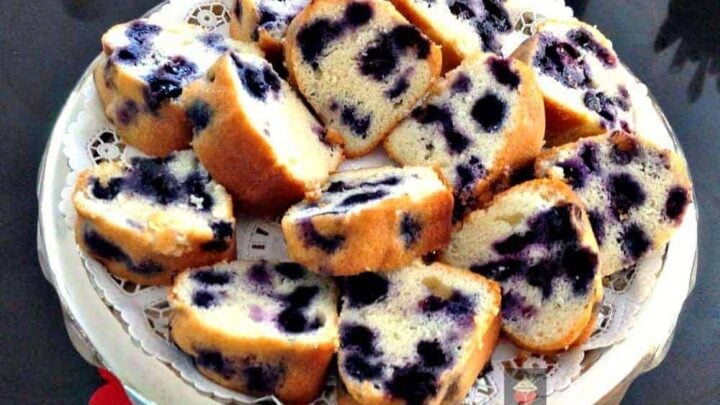 Nanny's Blueberry Bundt Cake