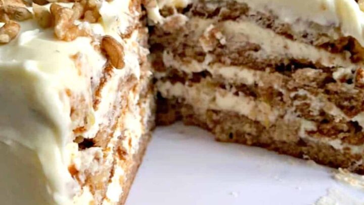 Hummingbird Cake Featured