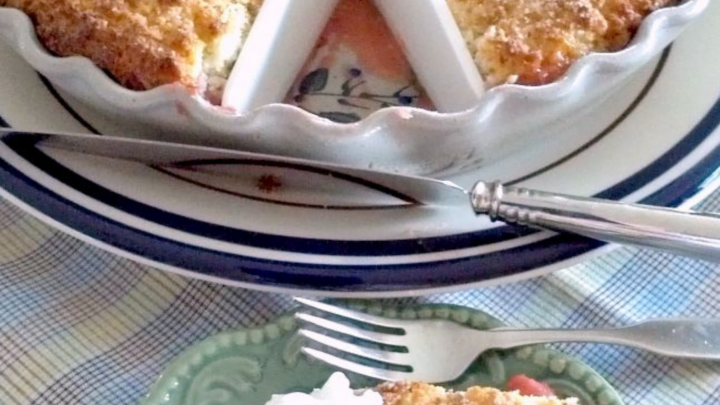 Strawberry Rhubarb CobblerH