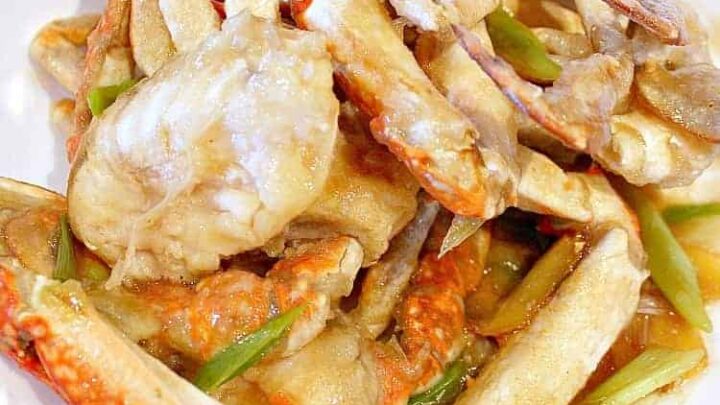 Chinese Crab with Scallions and Ginger! A great tasting seafood dish full of flavor and easy to make #Asian #Crab # #Chinese