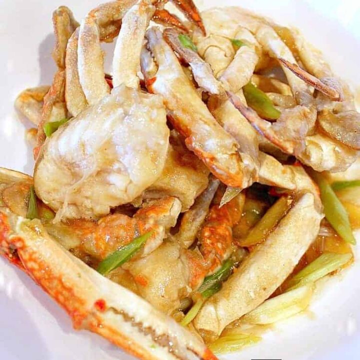 Chinese Crab with Scallions and Ginger Chinese Crab with Scallions and Ginger! A great tasting seafood dish full of flavor and easy to make #Asian #Crab # #Chinese