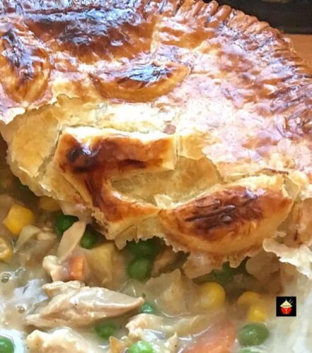 Left Over Roast Chicken Pot Pie, a great way to use up left over roast chicken and vegetables! Great for leftover turkey and ham too! #Thanksgiving #Christmas #Chickenpotpie