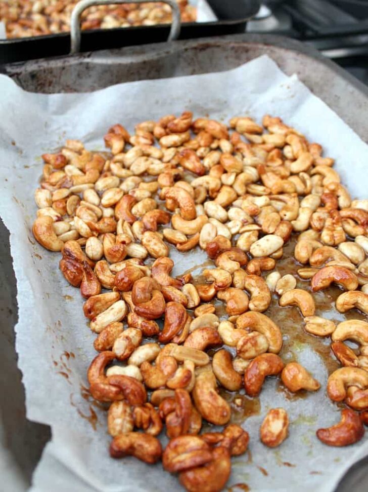 Honey Roasted Nuts 5 Honey Roasted Nuts, a delicious easy snack, perfect for parties and gifts too! Seasoned with honey and cinnamon and a pinch of salt.