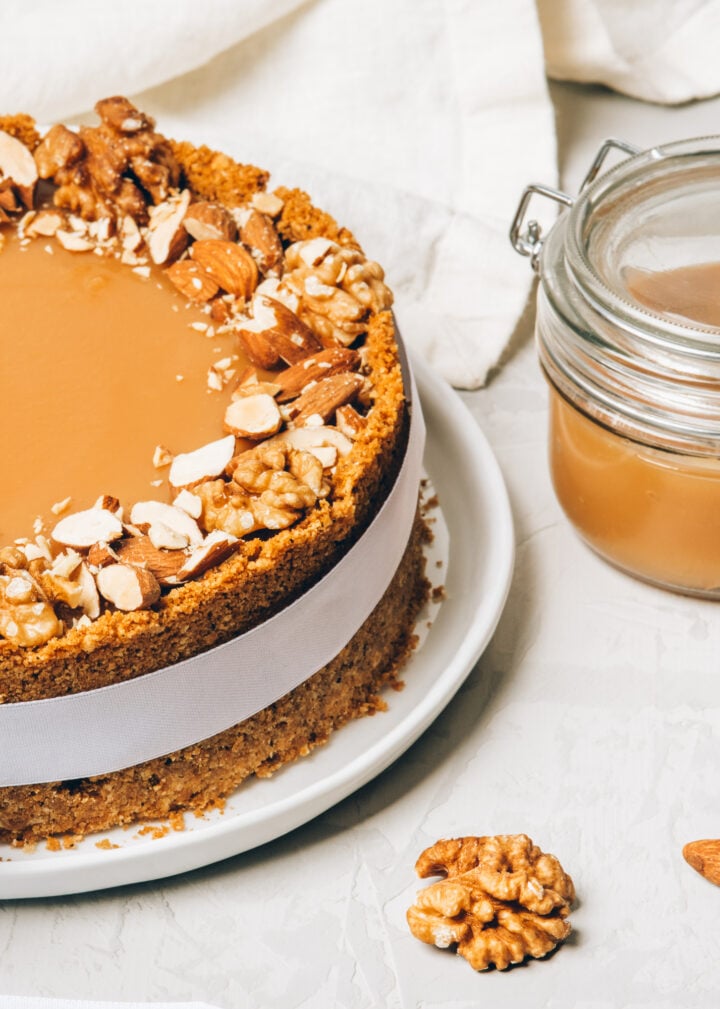 White Chocolate Salted Caramel Cheesecake 7 White Chocolate Salted Caramel Cheesecake is a delicious baked cheesecake, rich and creamy with a white chocolate filling and a salted caramel topping. Easy to make.
