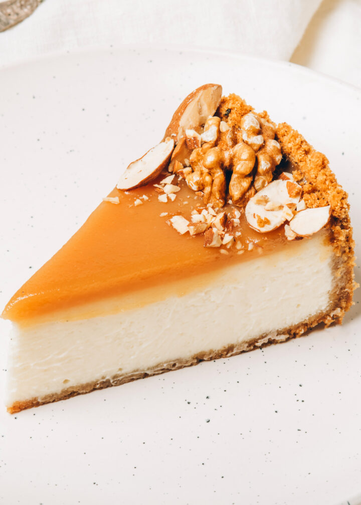 White Chocolate Salted Caramel Cheesecake 6 White Chocolate Salted Caramel Cheesecake is a delicious baked cheesecake, rich and creamy with a white chocolate filling and a salted caramel topping. Easy to make.