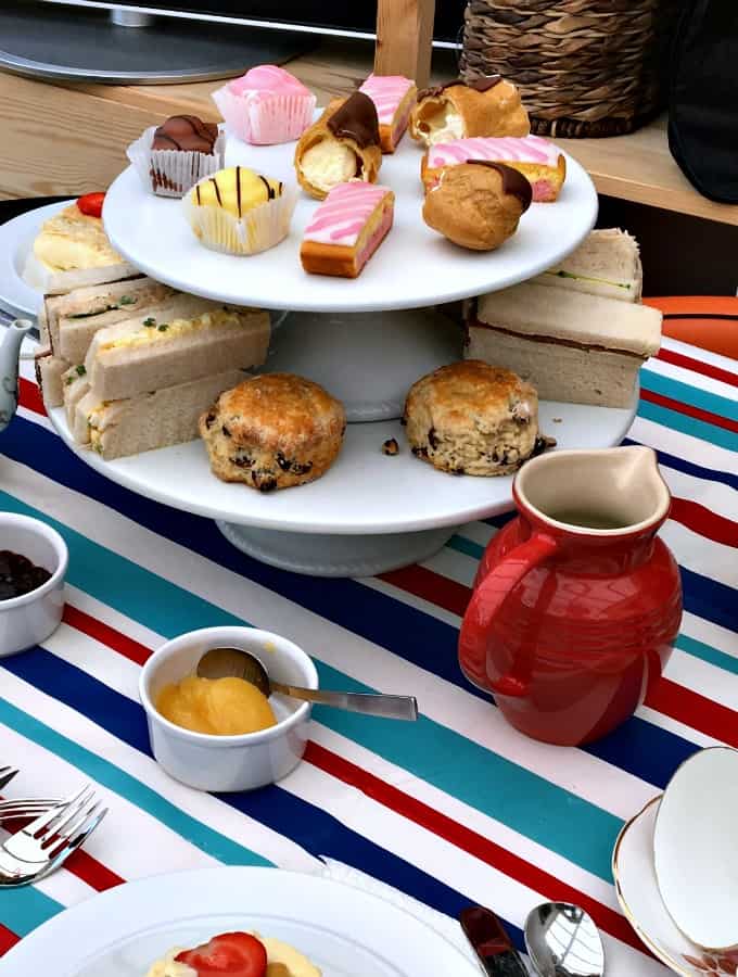 Classic English Scones. Quick and Easy to make, moist, light and fluffy! perfect for High Tea or Afternoon Tea Classic English Scones. Quick and Easy to make, moist, light and fluffy! perfect for High Tea or Afternoon Tea