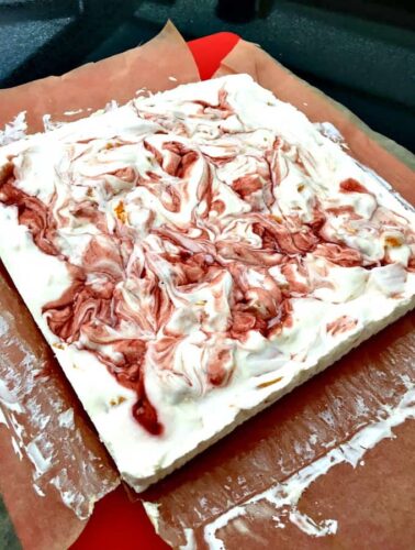 Easy Peach Cheesecake With Raspberry Swirl