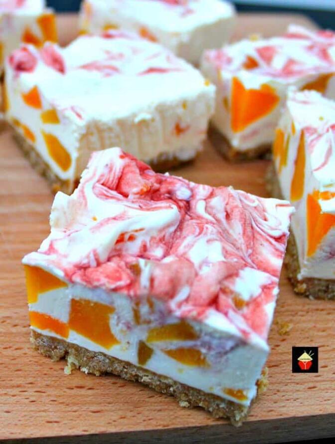Easy Peach Cheesecake With Raspberry Swirl