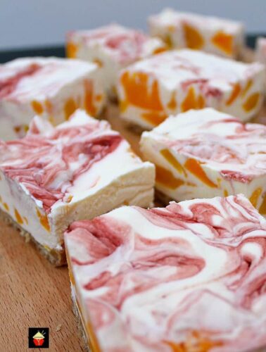 Easy Peach Cheesecake With Raspberry Swirl
