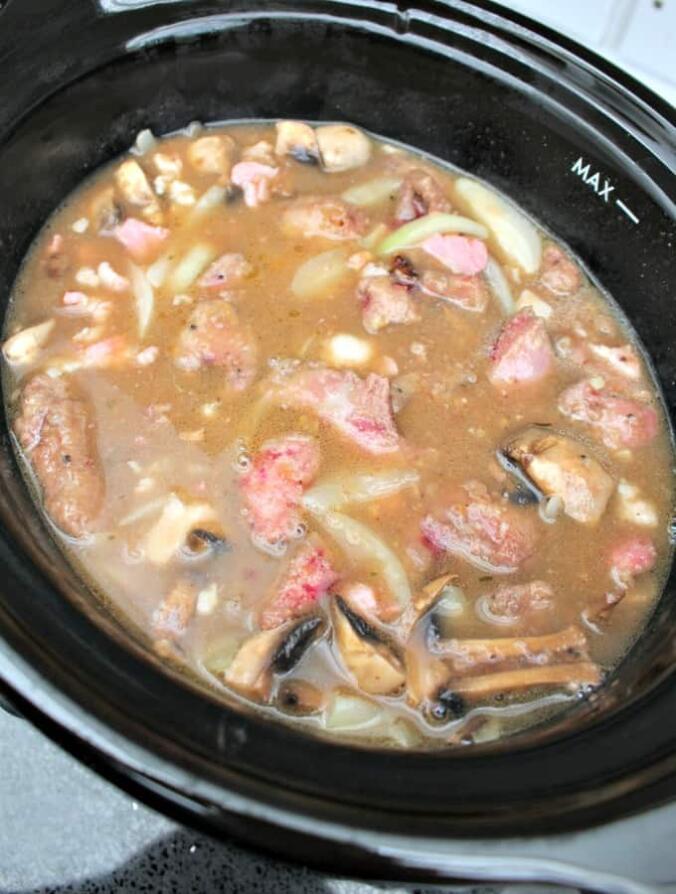 Old Fashioned Slow Cooked Liver, Bacon and Onions