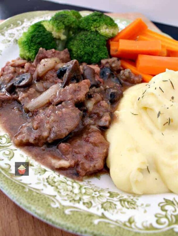 Old Fashioned Slow Cooked Liver, Bacon and Onions